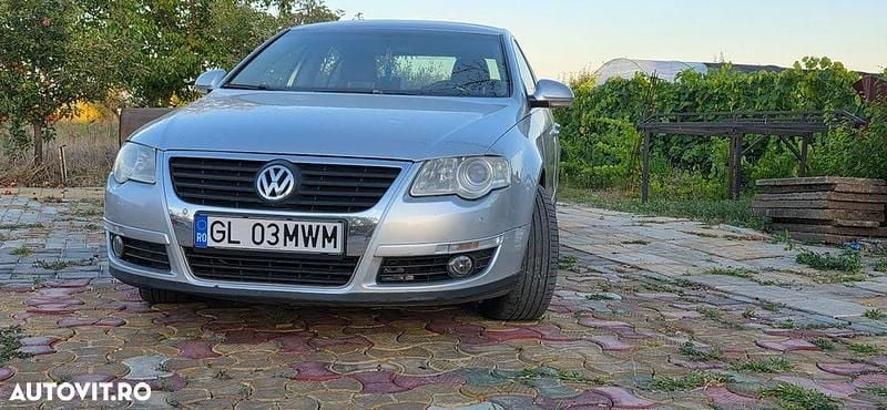 Culoaregri Utilizat 2008 VW Passat Highline Break | 2.899 EUR (Preț bun) - Imagine 1/4