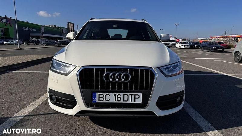 Alb Utilizat 2012 Audi Q3 SUV | 10.999 EUR (Preț OK) - Imagine 1/2