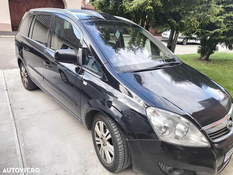 Negru Utilizat 2010 Opel Zafira Edition Monovolum | 3.400 EUR (Preț OK) - Imagine 1/4