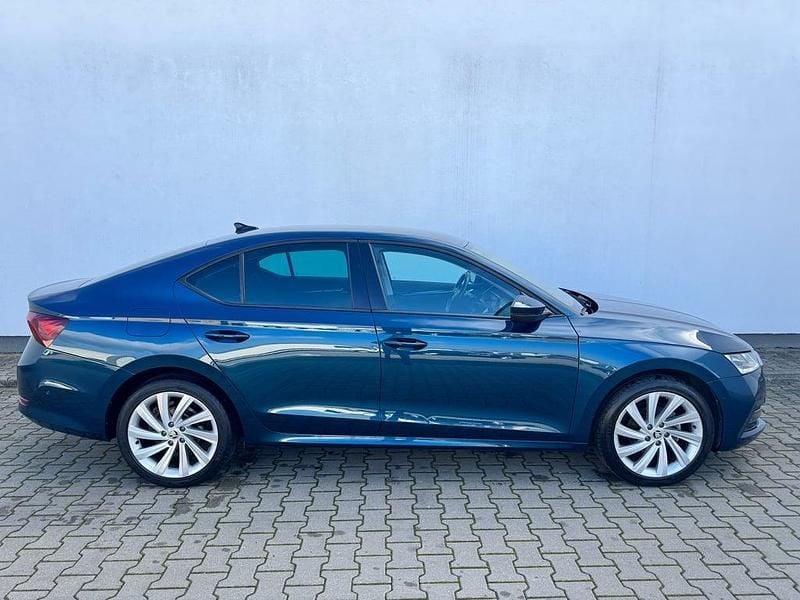 Second-hand Skoda Octavia Style 150 CP (110 kW) 2021 Albastru mediu  normal
