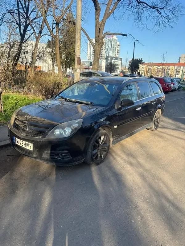 Second-hand Opel Vectra 101 CP (74 kW) 2008 Hatchback