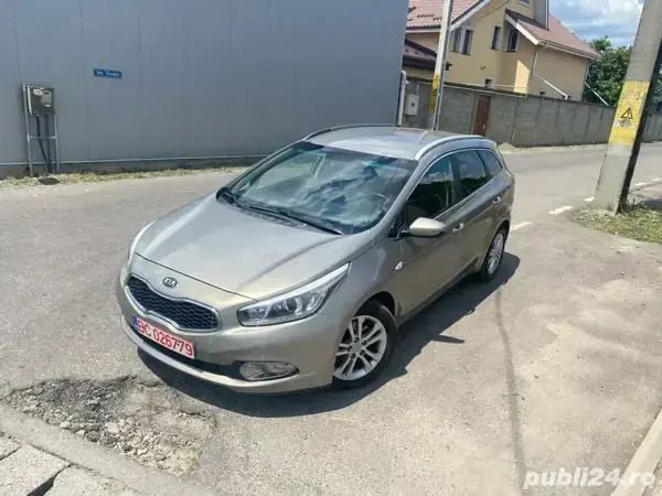 Utilizat 2014 Kia Ceed Break | 5.100 EUR - Imagine 1/4
