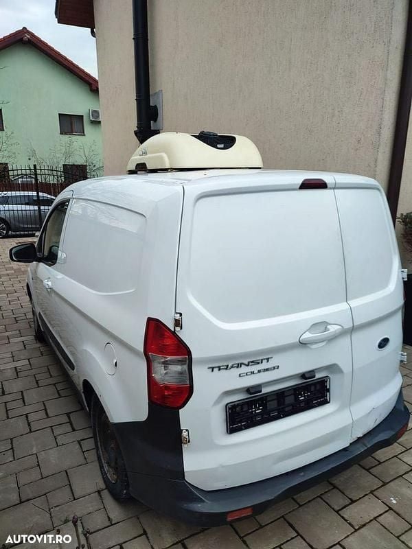 Second-hand Ford Courier 75 CP (55 kW) 2016 Culoarealb Monovolum