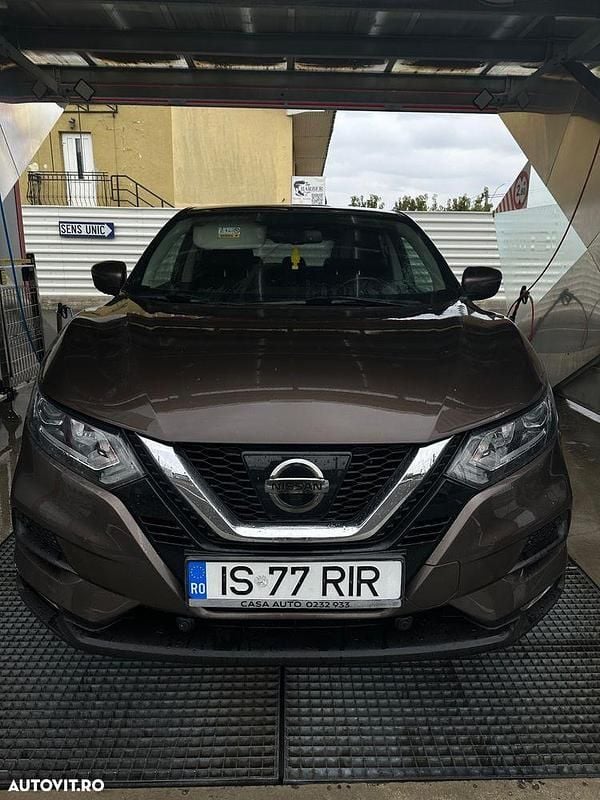 Culoaremaro Utilizat 2018 Nissan Qashqai Acenta SUV | 13.300 EUR (Preț OK) - Imagine 1/4