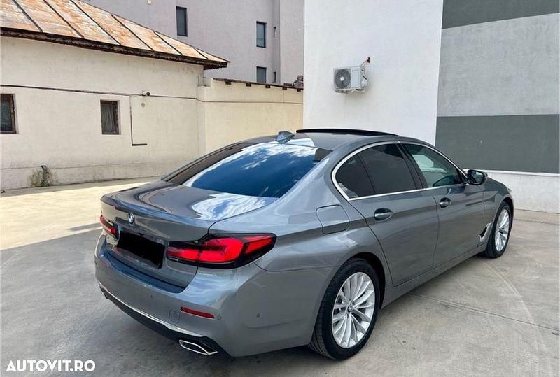 Second-hand BMW 530 Comfort Edition 286 CP (210 kW) 2021 Culoaregri Berlinǎ