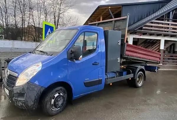 Second-hand Opel Movano 150 CP (110 kW) 2017 Albastru Monovolum