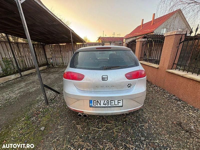Second-hand Seat Leon 105 CP (77 kW) 2011 Culoaregri Hatchback