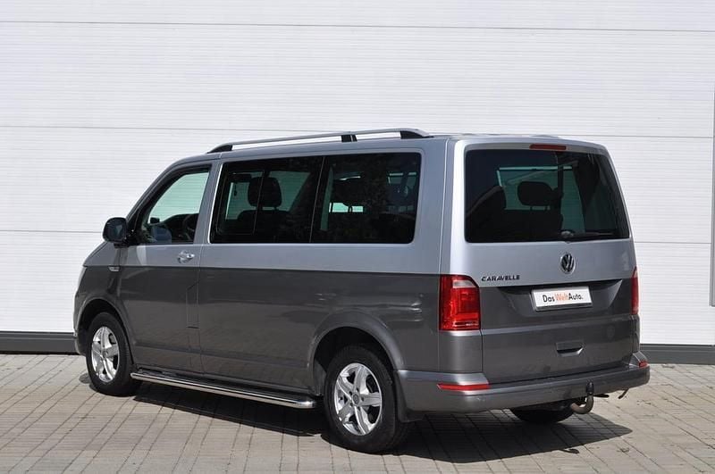 Second-hand VW Caravelle Comfortline 150 CP (110 kW) 2018 Gri inchis  metalic Monovolum
