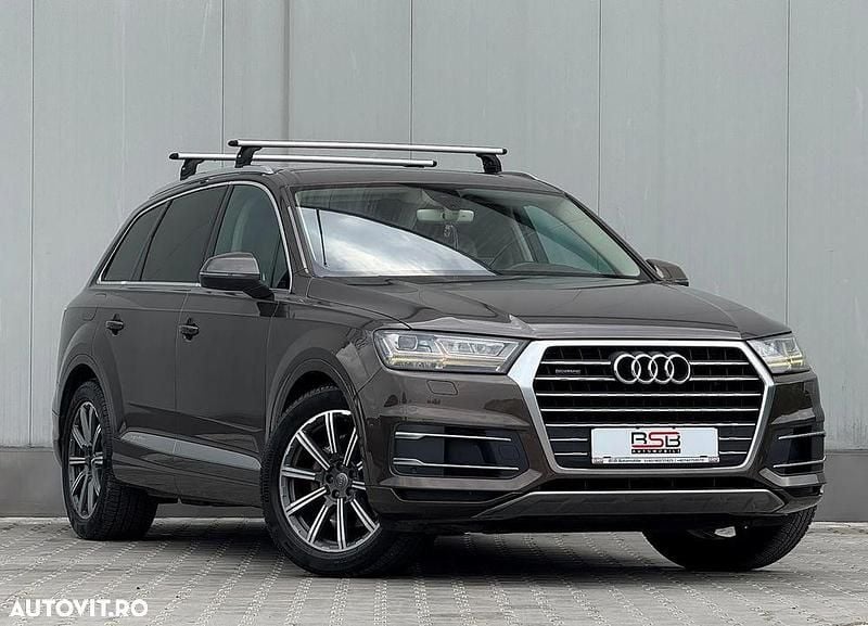 Second-hand Audi Q7 Comfort 272 CP (200 kW) 2015 Culoaremaro SUV