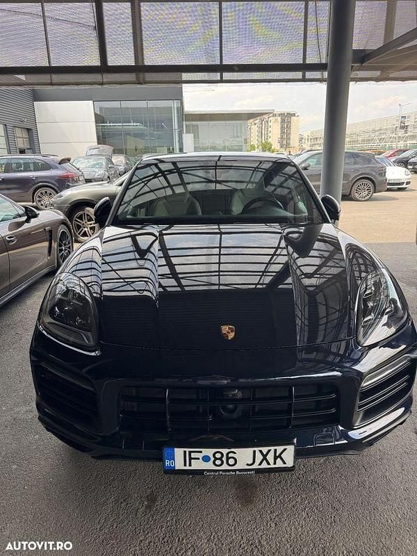 Albastru Utilizat 2020 Porsche Cayenne SUV | 65.000 EUR (Super Preț) - Imagine 1/4
