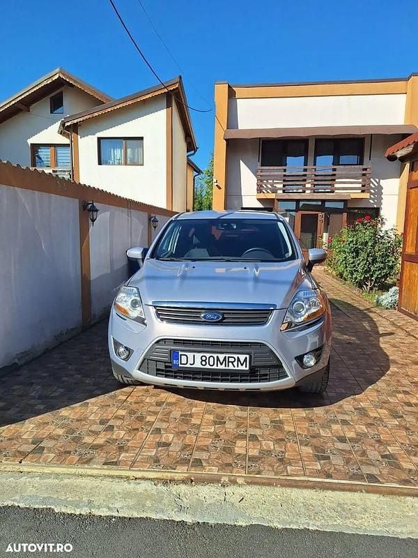 Culoaregri Utilizat 2011 Ford Kuga Titanium SUV | 5.900 EUR (Preț bun) - Imagine 1/4