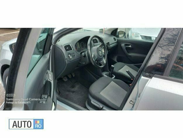 Second-hand VW Polo 75 CP (55 kW) 2011 Gri Hatchback