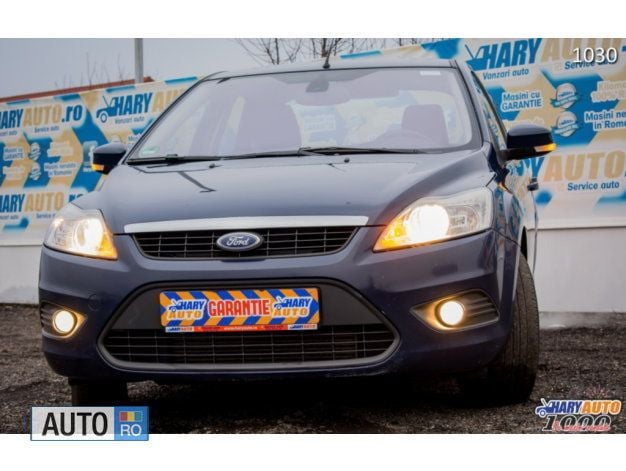 Albastru marin Utilizat 2008 Ford Focus Berlinǎ | 4.650 EUR - Imagine 1/4