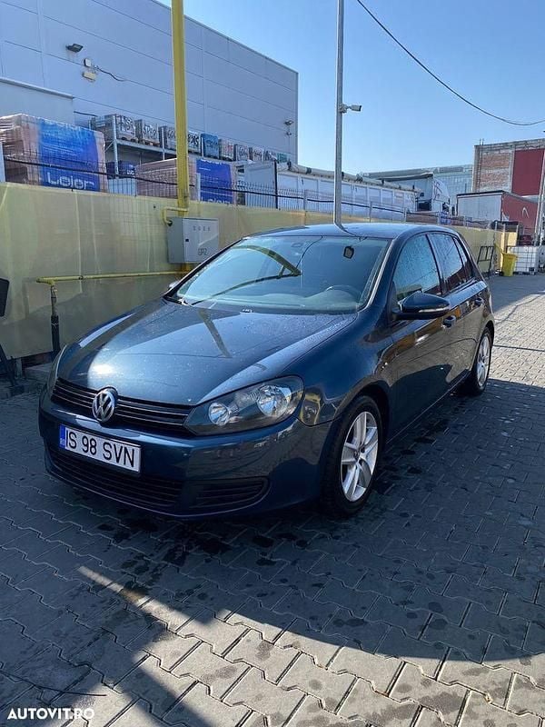 Culoarealbastru Utilizat 2010 VW Golf VI Trendline Hatchback | 5.300 EUR (Preț OK) - Imagine 1/4
