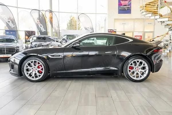 Second-hand Jaguar F-Type R-Dynamic 300 CP (220 kW) 2018 Negru Coupe