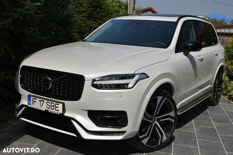 Alb Utilizat 2023 Volvo XC90 R-Design SUV | 47.480 EUR (Preț bun) - Imagine 1/4