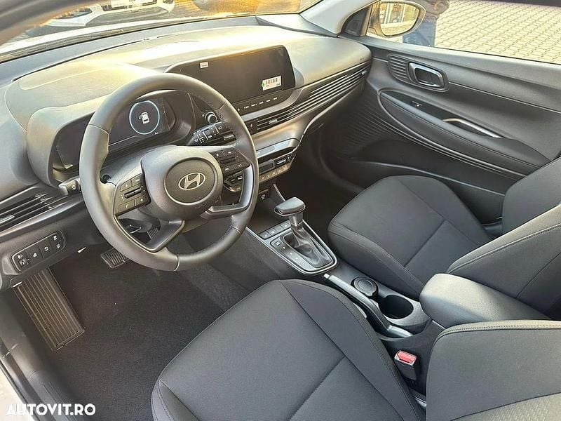Nouă Hyundai i20 90 CP (66 kW) 2025 Culoarealb Hatchback