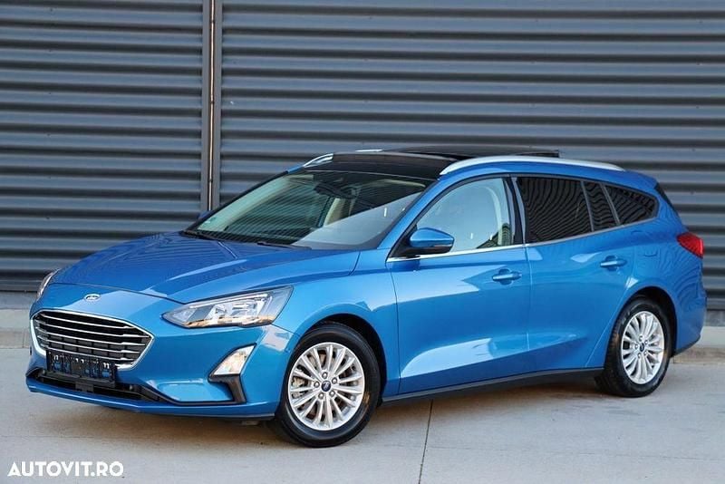 Culoarealbastru Utilizat 2021 Ford Focus Titanium X Break | 9.999 EUR (Preț bun) - Imagine 1/4