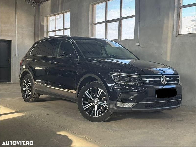 Culoarenegru Utilizat 2017 VW Tiguan Allspace Highline SUV | 19.499 EUR (Scump) - Imagine 1/4