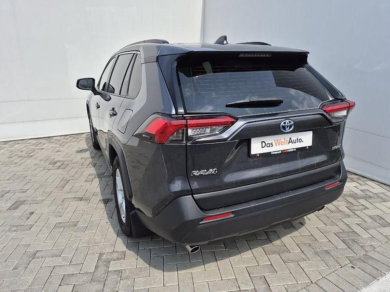 Second-hand Toyota RAV4 Active 178 CP (130 kW) 2020 Gri mediu  normal SUV