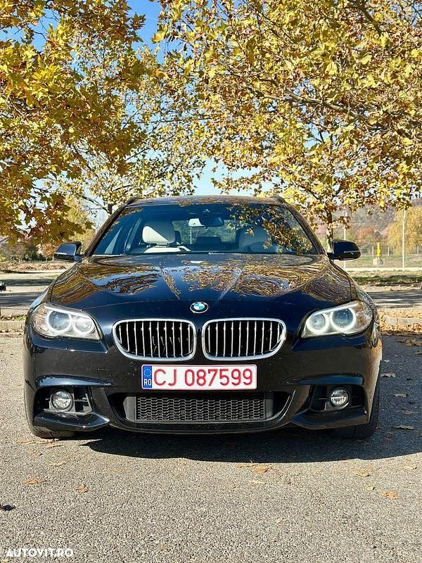 Culoarealbastru Utilizat 2013 BMW 520 M Sport Break | 13.600 EUR (Preț OK) - Imagine 1/4