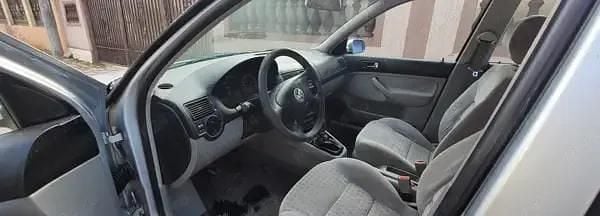 Utilizat 2002 VW Golf IV Break | 1.550 EUR (Preț OK) - Imagine 1/4