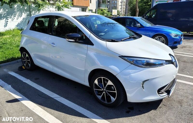 Alb Utilizat 2018 Renault Zoe Intens Hatchback | 10.300 EUR - Imagine 1/4