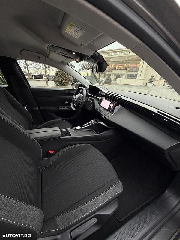 Second-hand Peugeot 308 Active 130 CP (95 kW) 2022 Culoaregri Break