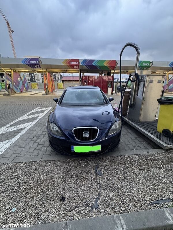 Albastru Utilizat 2008 Seat Leon Hatchback | 3.600 EUR (Preț OK) - Imagine 1/4
