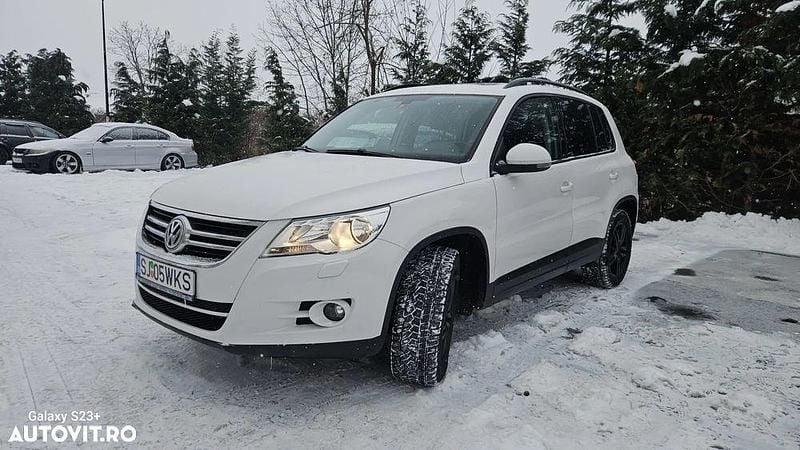 Culoarealb Utilizat 2010 VW Tiguan Trendline SUV | 7.490 EUR (Preț OK) - Imagine 1/4