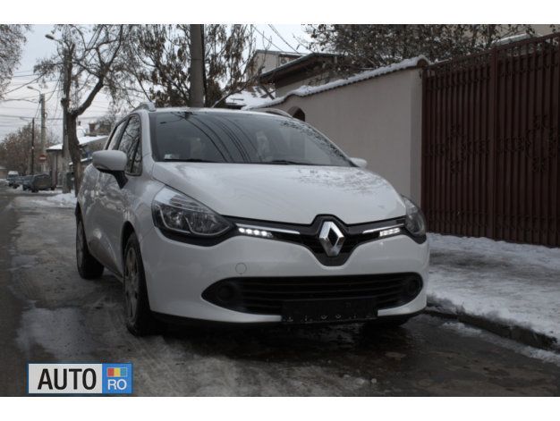 Alb Utilizat 2014 Renault Clio GrandTour Break | 5.900 EUR (Preț OK) - Imagine 1/4