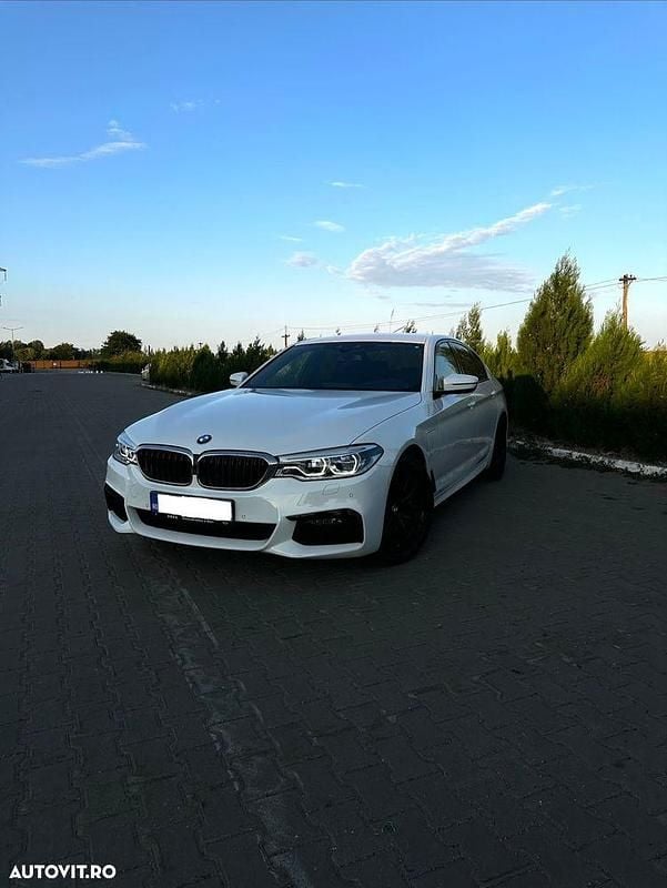 Culoarealb Utilizat 2019 BMW 530e Comfort Edition Berlinǎ | 35.490 EUR (Scump) - Imagine 1/4