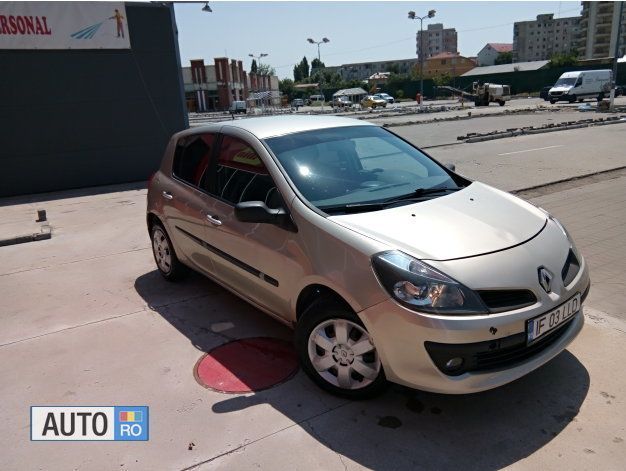 Auriu Utilizat 2008 Renault Clio II Berlinǎ | 2.600 EUR - Imagine 1/4