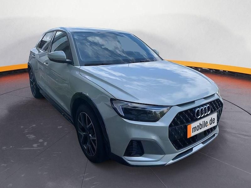 Utilizat 2024 Audi A1 Hatchback | 25.168 EUR - Imagine 1/1