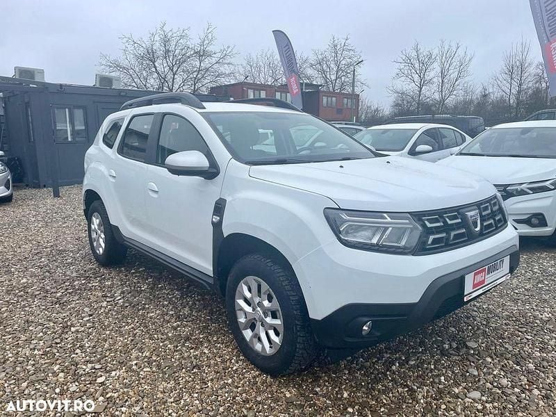 Second-hand Dacia Duster Comfort 115 CP (84 kW) 2023 Culoarealb SUV