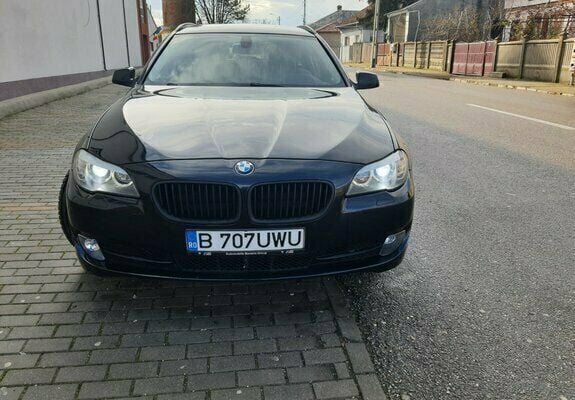 Negru Utilizat 2011 BMW 520 Sport Line Break | 8.990 EUR (Super Preț) - Imagine 1/4