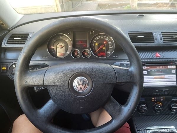 Utilizat 2006 VW Passat Berlinǎ | 2.400 EUR (Preț OK) - Imagine 1/4