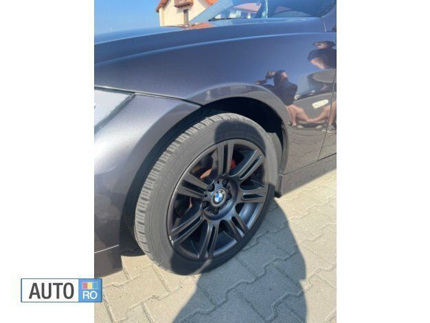 Second-hand BMW 320 153 CP (112 kW) 2007 Negru Berlinǎ