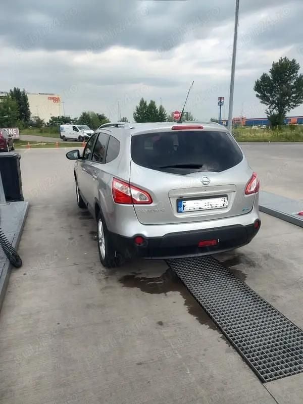 Utilizat 2013 Nissan Qashqai +2 Tekna SUV | 6.990 EUR (Preț bun) - Imagine 1/4