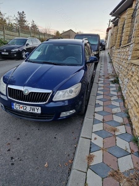Albastru Utilizat 2013 Skoda Octavia Break | 4.500 EUR - Imagine 1/4