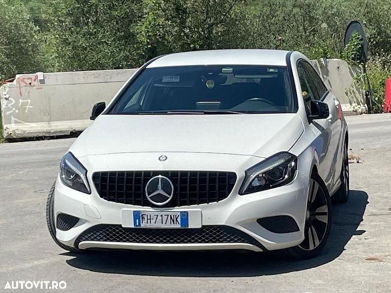 Alb Utilizat 2016 Mercedes A180 Hatchback | 11.000 EUR (Super Preț) - Imagine 1/4