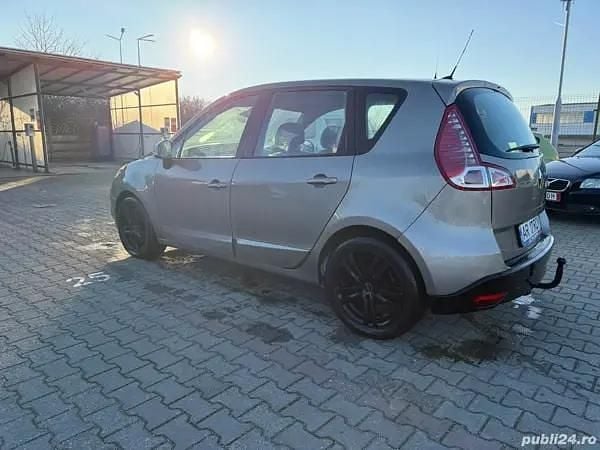 Second-hand Renault Scénic III 130 CP (95 kW) 2010 Maro Monovolum