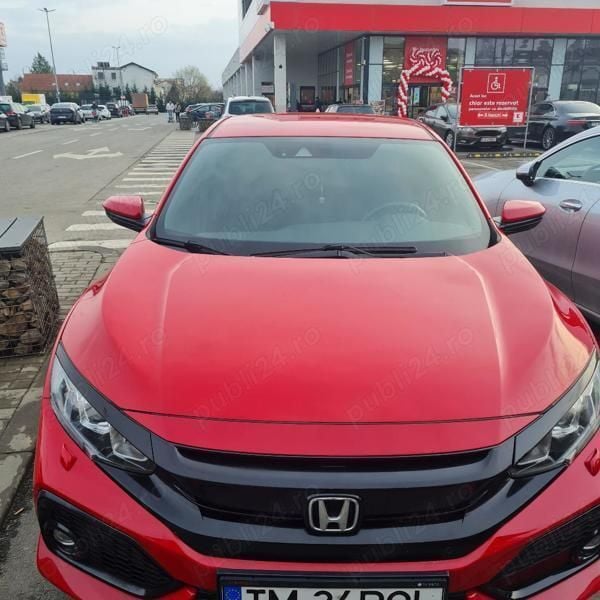 Rosu Utilizat 2018 Honda Civic Elegance Hatchback | 13.000 EUR (Preț bun) - Imagine 1/4