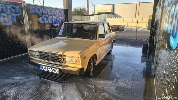 Utilizat 1985 Lada 2107 Berlinǎ | 1.888 EUR - Imagine 1/4