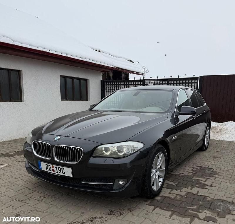 Culoaregri Utilizat 2013 BMW 520 Sport Line Break | 7.599 EUR (Super Preț) - Imagine 1/4