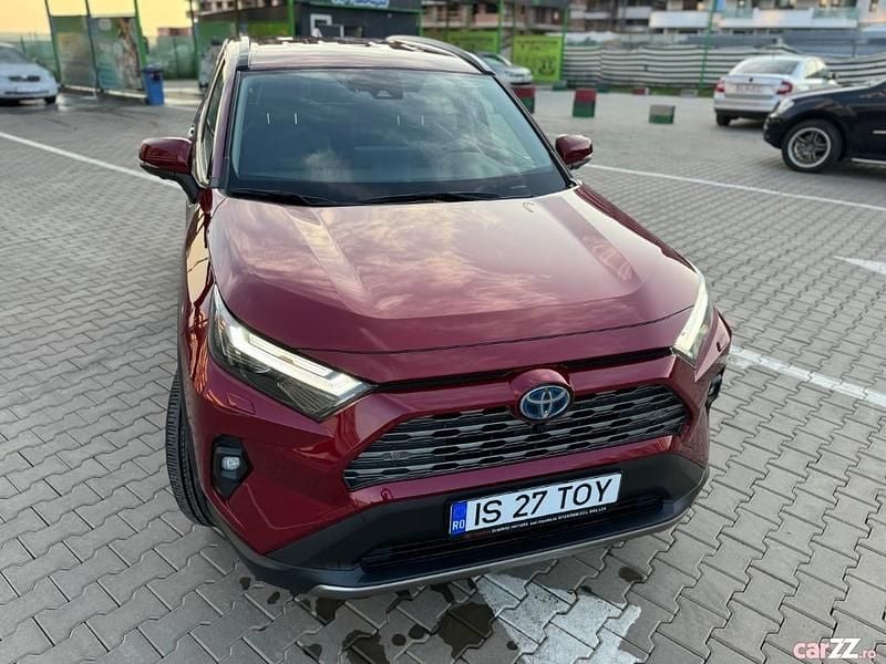 Rosu Second-hand 2024 Toyota RAV4 Hybrid Luxury SUV | 41.000 EUR (Preț OK) - Imagine 1/4