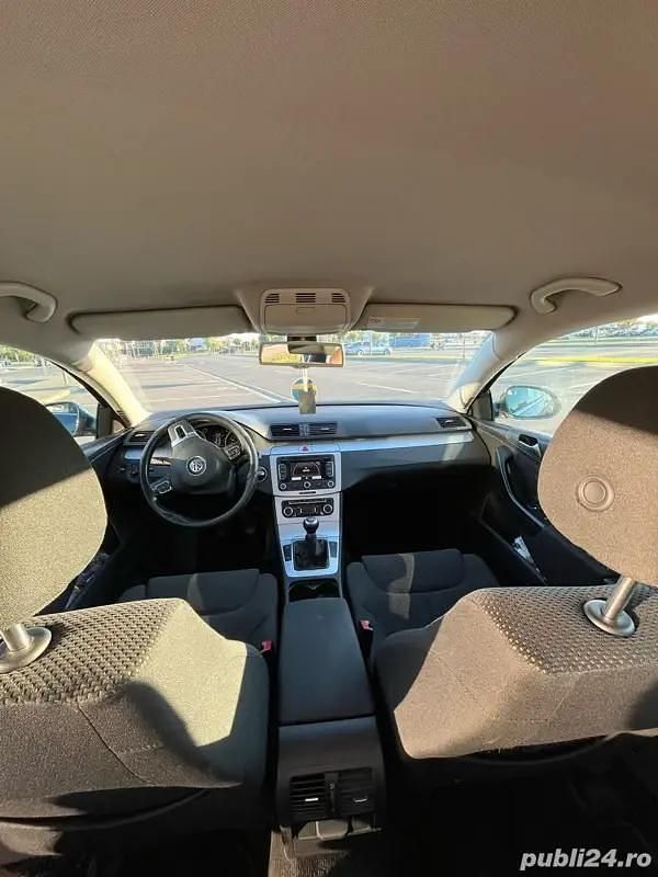 Utilizat 2010 VW Passat Berlinǎ | 4.999 EUR - Imagine 1/4