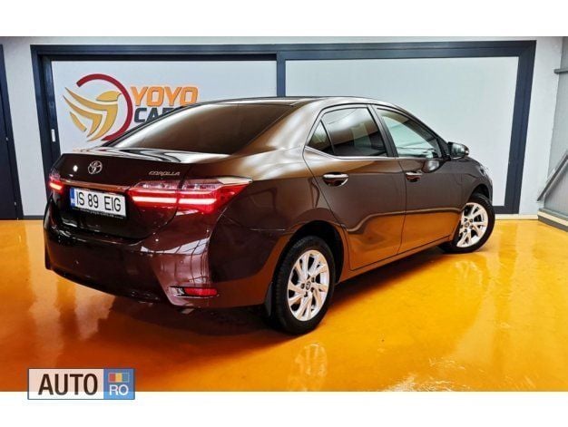 Second-hand Toyota Corolla 90 CP (66 kW) 2017 Berlinǎ