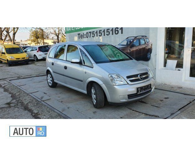 Second-hand Opel Meriva 101 CP (74 kW) 2004 Argintiu Monovolum
