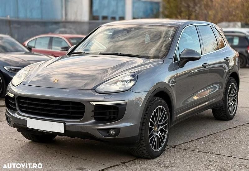 Second-hand Porsche Cayenne 240 CP (176 kW) 2016 Culoaregri SUV
